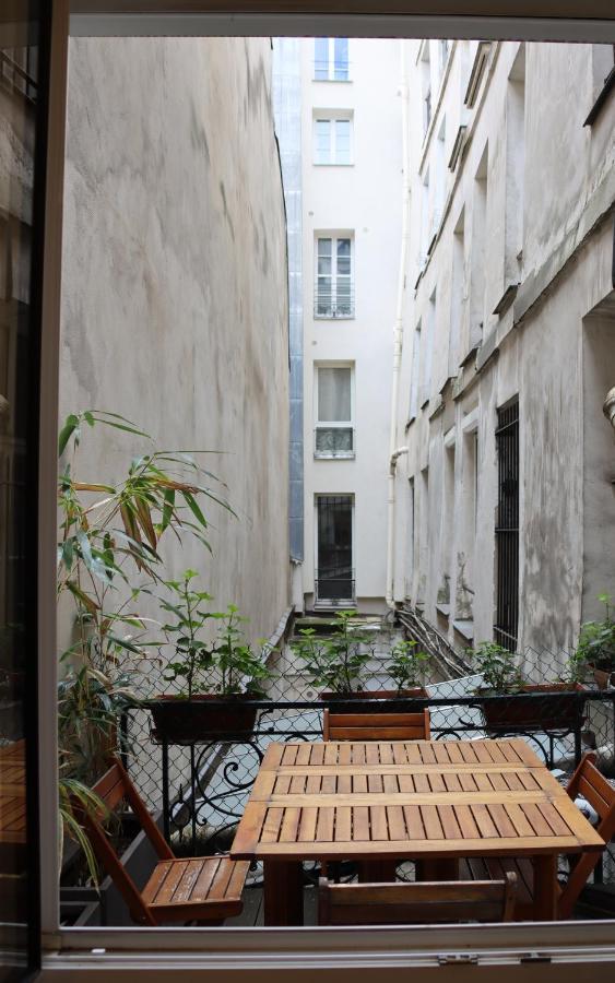 Superbe T3 Terrasse Coeur De Historique Parigi